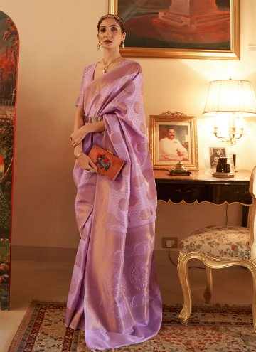 Amazing Lavender Handloom Silk Woven Designer Traditional Saree