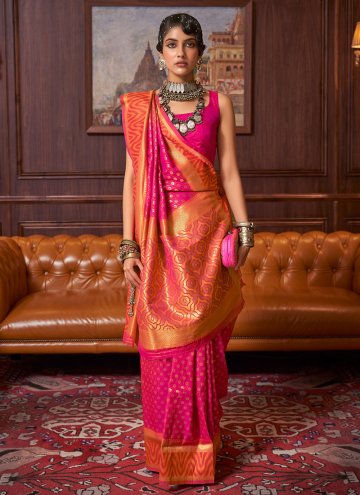 Fab Woven Handloom Silk Rani Contemporary Saree