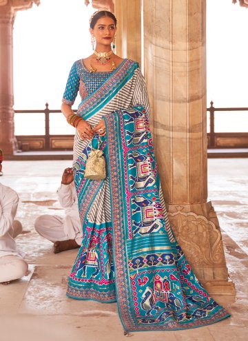 Glorious Woven Patola Silk Multi Colour Traditiona