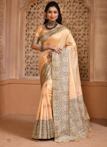 Woven Handloom Silk Peach Classic Designer Saree