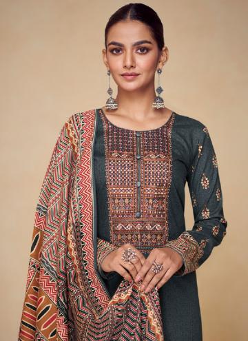Black Designer Salwar Kameez in Cotton  with Embroidered