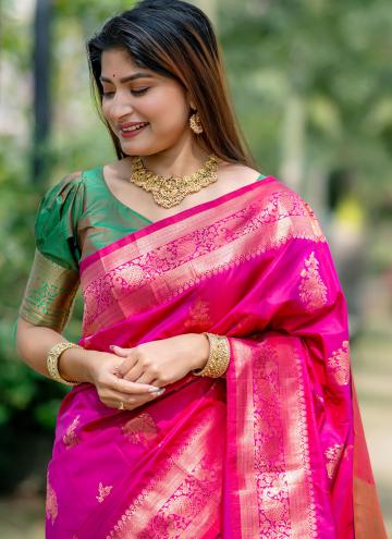 Dazzling Woven Banarasi Pink Classic Designer Saree