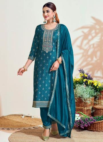 Gratifying Cord Vichitra Silk Morpeach Salwar Suit